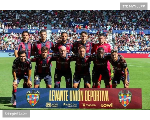 西甲积分榜前四仅差4分 皇马巴萨马竞黄潜争冠格局形成